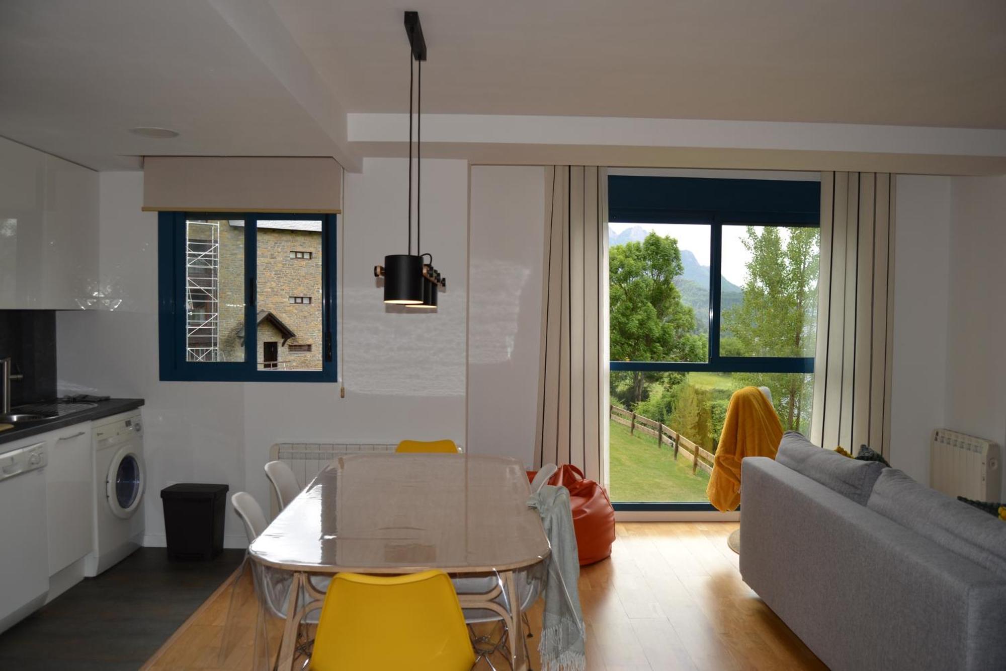 Ventanal De Saras Petfriendly Garaje Trastero Y Chimenea - Arafita Apartamentos Panticosa Exterior foto